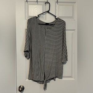 Striped Gray Women's Top size xl no size tag